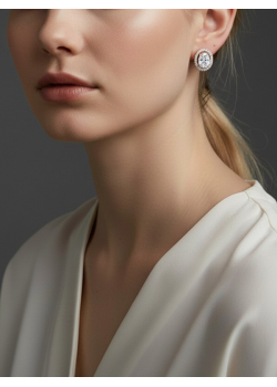 Oval Motif Taşlı Gümüş Mini Küpe