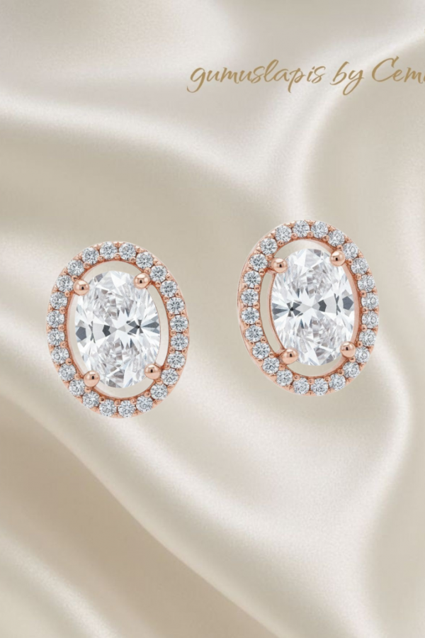 Oval Motif Taşlı Gümüş Mini Küpe