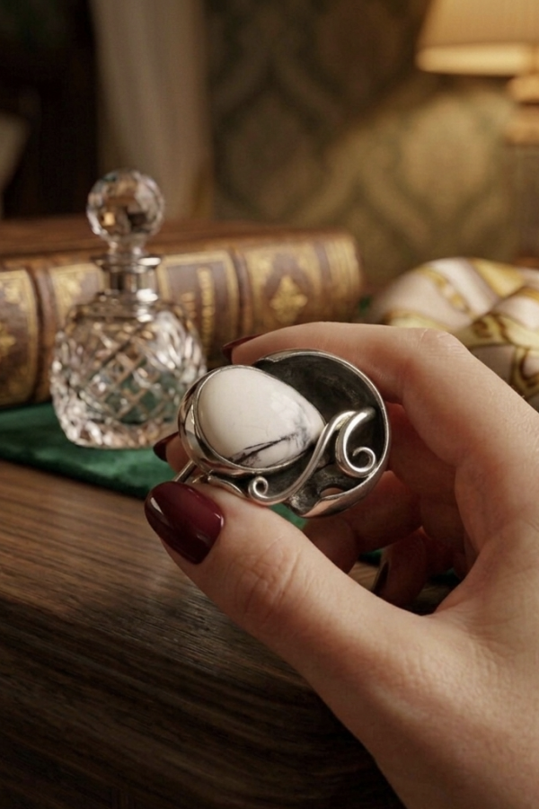Havlit (howlite) Taşlı İçi Eskitme Gümüş İri Yüzük