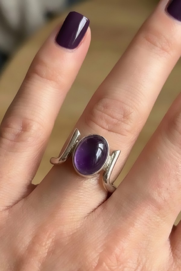 Ametist Taşlı Asimetrik Model Gümüş Yüzük