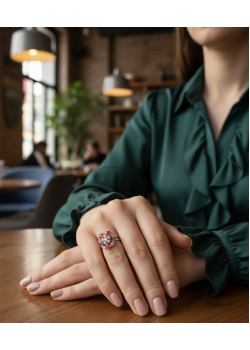 Renkli Taşlarla Süslü Gümüş Yüzük 