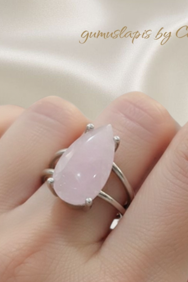 Pembe Kuvars Taşlı Damla Motif Gümüş Yüzük