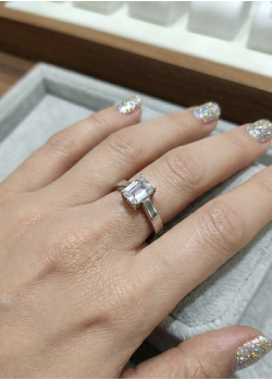 Tek Baget Taşlı Yüksek Motif Gümüş Yüzük