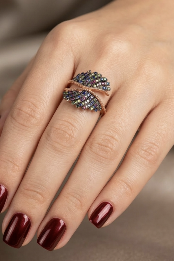 Renkli Taşlarla Süslü Yaprak Motif Gümüş Yüzük