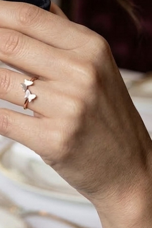 İki Renk Kelebek Motif Üstü Açık Gümüş Mini Yüzük