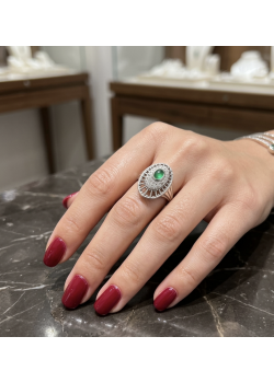 Ortası Peridot Taşlı Oval Gümüş Yüzük