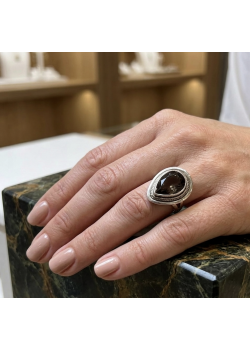 Dumanlı Kuvars Taşlı Damla Motif Gümüş Yüzük