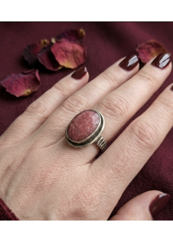 Yakut Taşlı Oval Motif Gümüş Yüzük