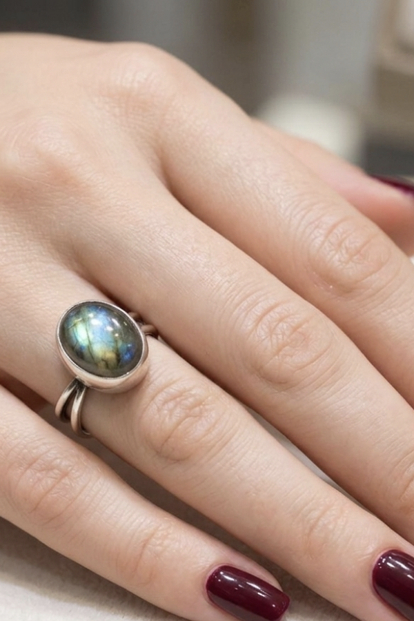 İki Renkli Labradorit Taşlı Üstü Açık Gümüş Yüzük