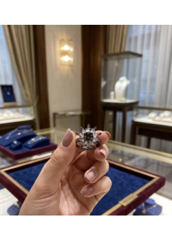 Dumanlı Kuvars Taşlı Çiçek Motif Gümüş Yüzük