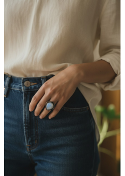 Aytaşı Taşlı Kenarı Siyah İşleme Gümüş Yüzük