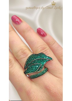 Zümrüt Taşlı Yaprak Motif Gümüş Yüzük (rose)