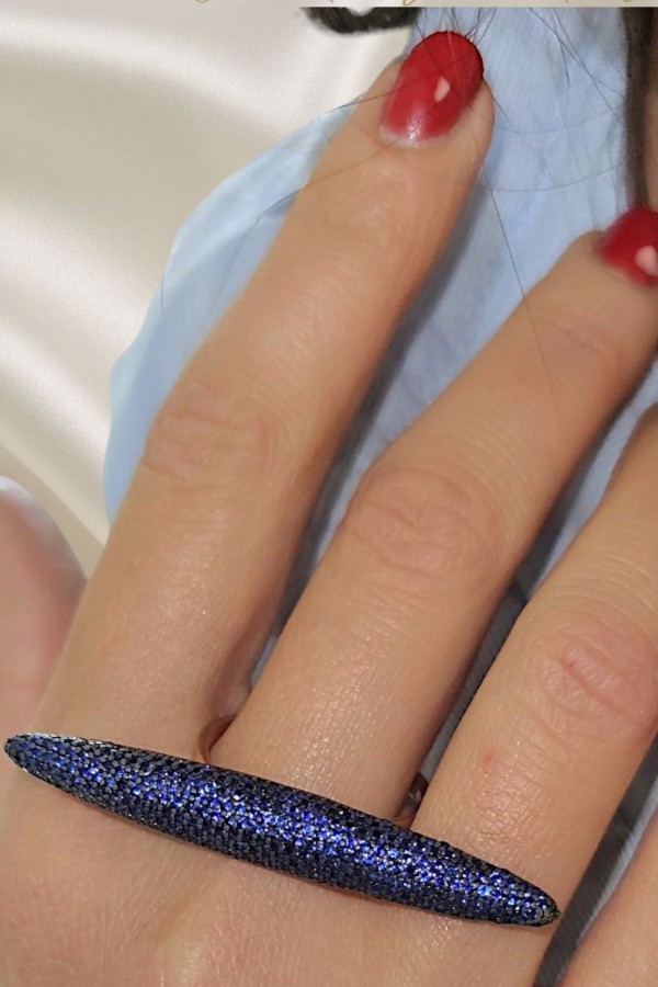 Safir Taşlı Çubuk Motif Gümüş Yüzük 