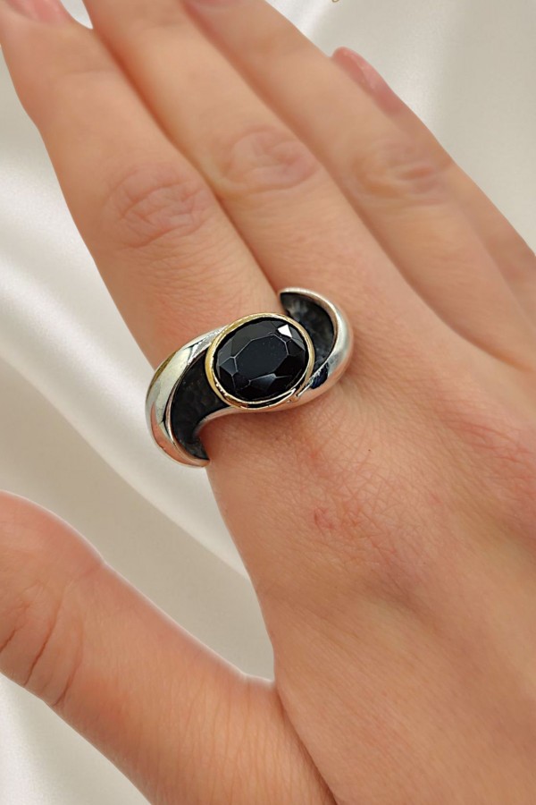 Onix Taşlı Gümüş Yüzük 