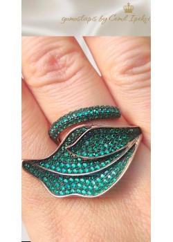 Zümrüt Taşlı Yaprak Motif Gümüş Yüzük