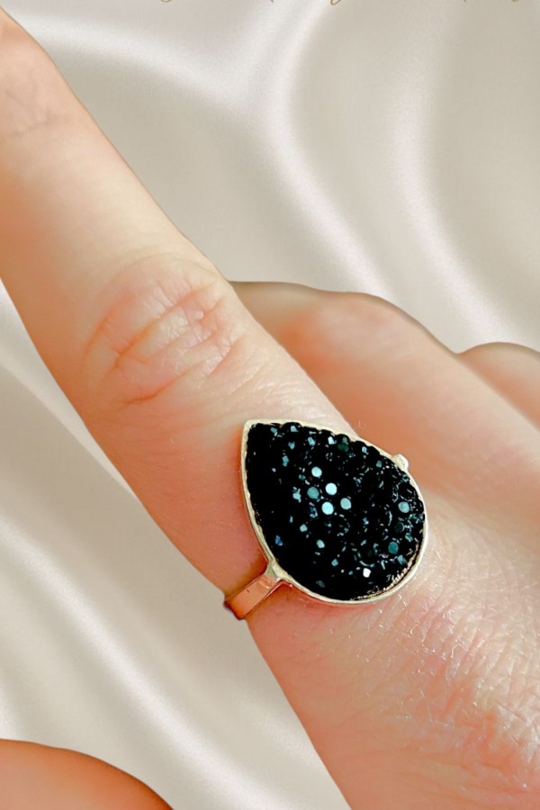 Onix Taşlı Damla Motif Gümüş Yüzük 