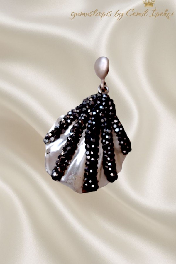 Sedefli Kabuk Motif Gümüş Kolye Ucu