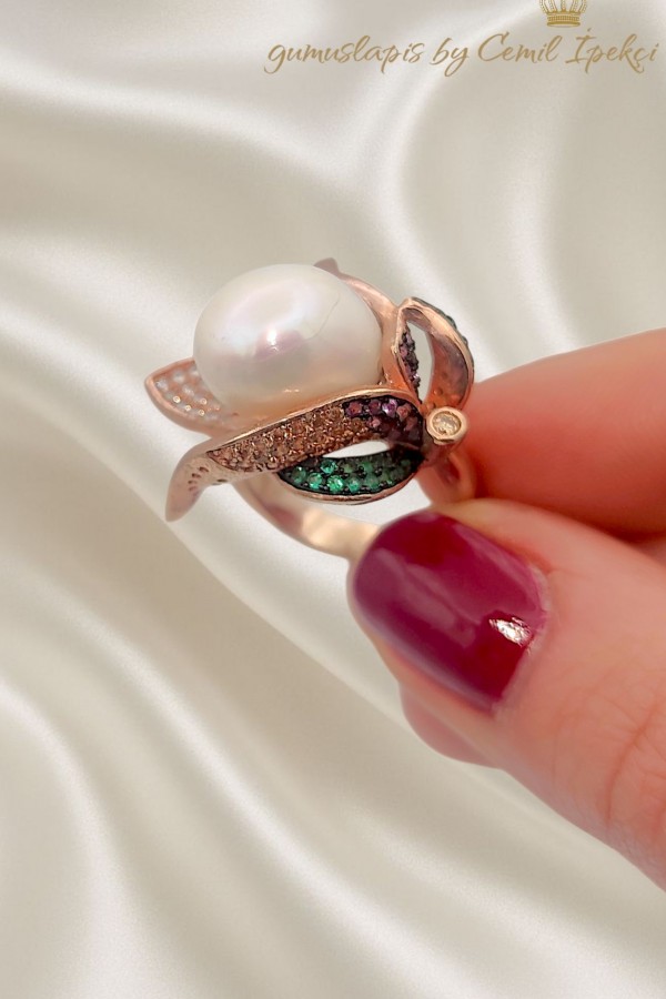 İnci ve Renkli Taşlarla Süslü Yaprak Motif Gümüş Yüzük