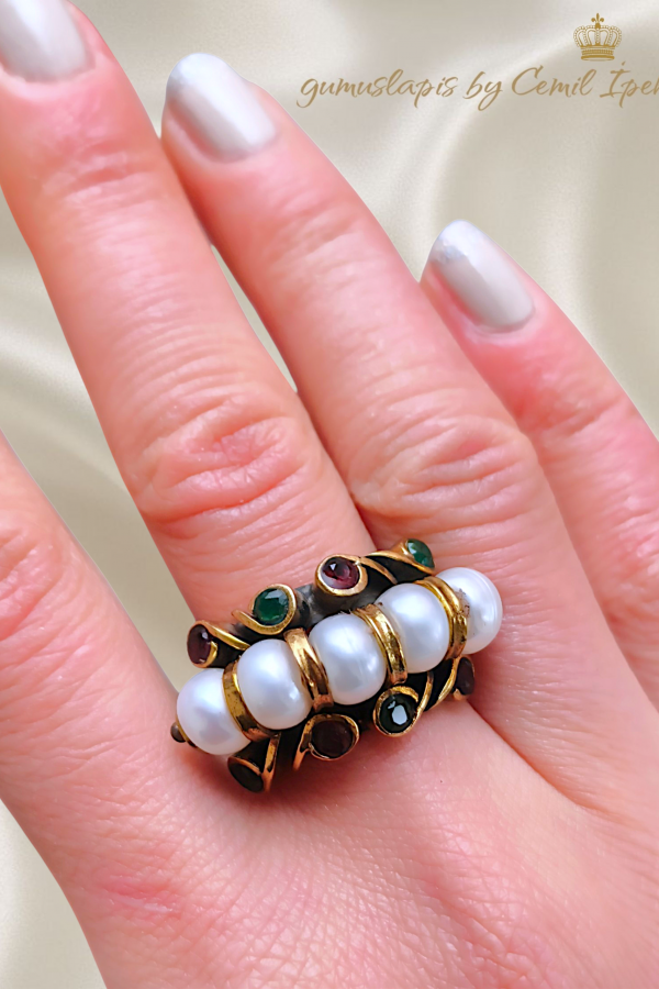 İnci Yakut ve Zümrüt Taşlı Gümüş Yüzük